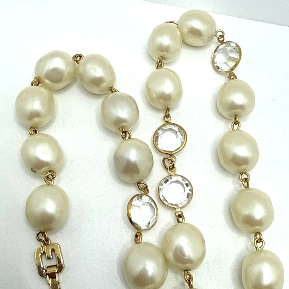 Vintage 80s GIVENCHY Bijoux Faux Baroque Pearl Clear Crystal Bezel Necklace 24